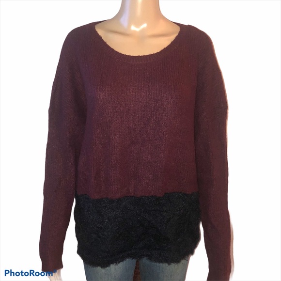 LU NYC fuzzy hem sweater - Picture 1 of 4